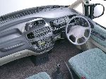 φωτογραφία Αμάξι Mitsubishi Space Gear μίνι βαν (1 Γενιά 1994 1997)