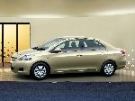 фотографија 2 Ауто Toyota Belta Седан (XP90 2005 2008)
