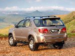 photo 4 Car Toyota Fortuner Offroad (1 generation 2005 2008)