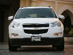 तस्वीर 2 गाड़ी Chevrolet Traverse विदेशी (1 पीढ़ी 2009 2012)