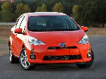mynd 2 Bíll Toyota Prius C einkenni