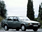 фотографија 2 Ауто Alfa Romeo 75 Седан (162B 1985 1992)