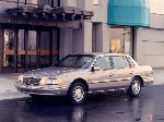 фотографија 7 Ауто Lincoln Continental Седан (9 генерација 1995 2017)