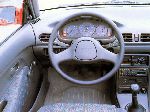 fotografie 5 Auto Mazda 121 Sedan (2 generácia 1990 1996)