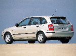 фотографија 3 Ауто Mazda 323 Хечбек 3-врата (BA 1994 1998)