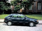 fotografie 17 Auto Mazda 323 Hatchback 3-uși (BG 1989 1995)