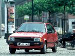 фотографија 26 Ауто Nissan Micra Хечбек 3-врата (K11 1992 2002)