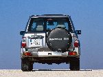 fotografija 11 Avto Nissan Patrol SUV 3-vrata (Y61 1997 2010)