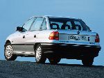 фотографија 22 Ауто Opel Astra Седан (F [редизаjн] 1994 2002)