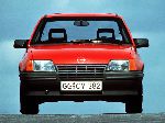 фотографија 2 Ауто Opel Kadett Седан (E 1983 1991)