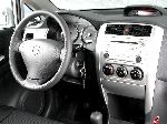 bilde 4 Bil Suzuki Liana Sedan (1 generasjon [restyling] 2004 2007)
