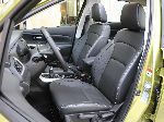 photo 7 Car Suzuki SX4 Hatchback (1 generation [restyling] 2010 2015)
