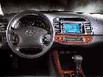 фотографија 21 Ауто Toyota Camry Седан (V30 1990 1992)