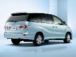 фотографија 8 Ауто Toyota Estima Моноволумен (Минивен) (2 генерација 2000 2006)