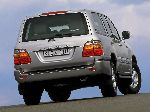 фотографија 18 Ауто Toyota Land Cruiser Теренац (J100 [редизаjн] 2003 2005)
