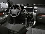 фотография 19 Авто Toyota Land Cruiser Prado Внедорожник (J150 [рестайлинг] 2013 2017)