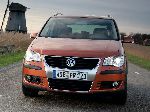 фотографија 16 Ауто Volkswagen Touran Моноволумен (Минивен) 5-врата (2 генерација 2006 2010)