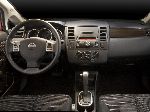 fotografija 7 Avto Nissan Versa Limuzina (2 generacije 2011 2017)