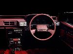 фотографија 18 Ауто Toyota Mark II Седан (Х80 1988 1996)