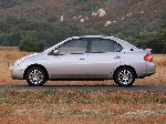 صورة فوتوغرافية 2 سيارة Toyota Prius سيدان (1 جيل 1997 2003)