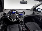 zdjęcie 6 Samochód Chevrolet Aveo Hatchback (T300 2012 2017)
