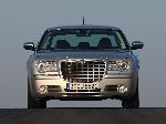 fotografija 16 Avto Chrysler 300C Limuzina 4-vrata (2 generacije 2011 2014)