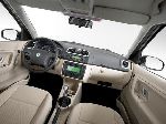 foto 6 Carro Skoda Roomster Minivan 5-porta (1 generación [reestilização] 2010 2015)