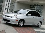 तस्वीर 1 गाड़ी Suzuki Aerio विशेषताएँ