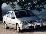 photo 18 l'auto Opel Astra le sedan les caractéristiques