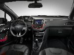 foto 19 Auto Peugeot 208 Hatchback 5-porte (1 generazione 2012 2016)