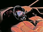 fotografie 12 Auto Pontiac Bonneville SE/SSE sedan 4-dvere (8 generácia 1991 1995)