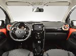kuva 6 Auto Toyota Aygo Hatchback 3-ovinen (1 sukupolvi 2005 2008)