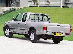 photo 13 l'auto Toyota Hilux Pick-up 2-wd (5 génération 1988 1991)