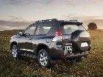 zdjęcie 3 Samochód Toyota Land Cruiser Prado SUV (J150 [odnowiony] 2013 2017)