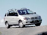photo l'auto Toyota Picnic le minivan les caractéristiques