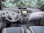 фотографија 4 Ауто Toyota Prius Седан (1 генерација 1997 2003)