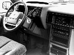 kuva 10 Auto Dodge Caravan Tila-auto (2 sukupolvi 1990 1995)
