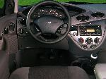 kuva 99 Auto Ford Focus Hatchback 5-ovinen (3 sukupolvi 2011 2017)